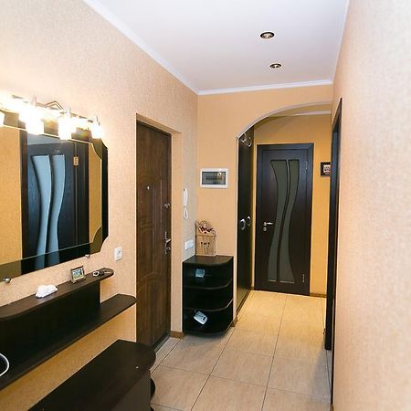 Vip Apartment On Ilinska Суми Екстериор снимка
